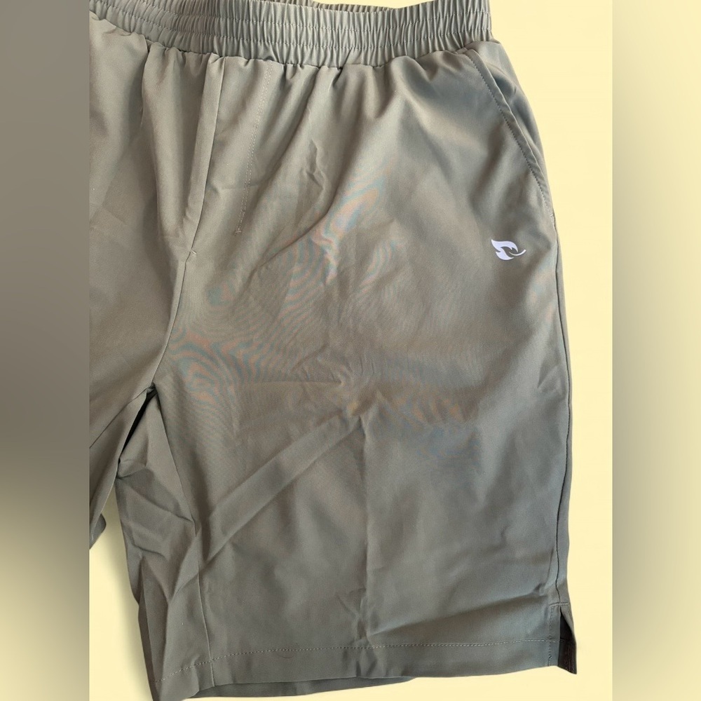 Baleaf Men’s Olive Green Athletic Shorts Size L | UPF 50+ | NWT - Picture 3 of 7
